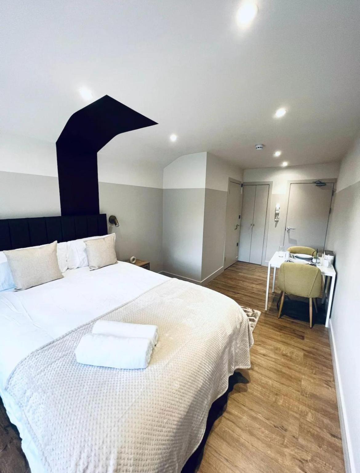 London South Charming Ensuite Look Like Hotel Designer Room Exterior photo